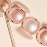 Rare Beauty Positive Light Silky Touch Highlighter – Radiant Glow Powder